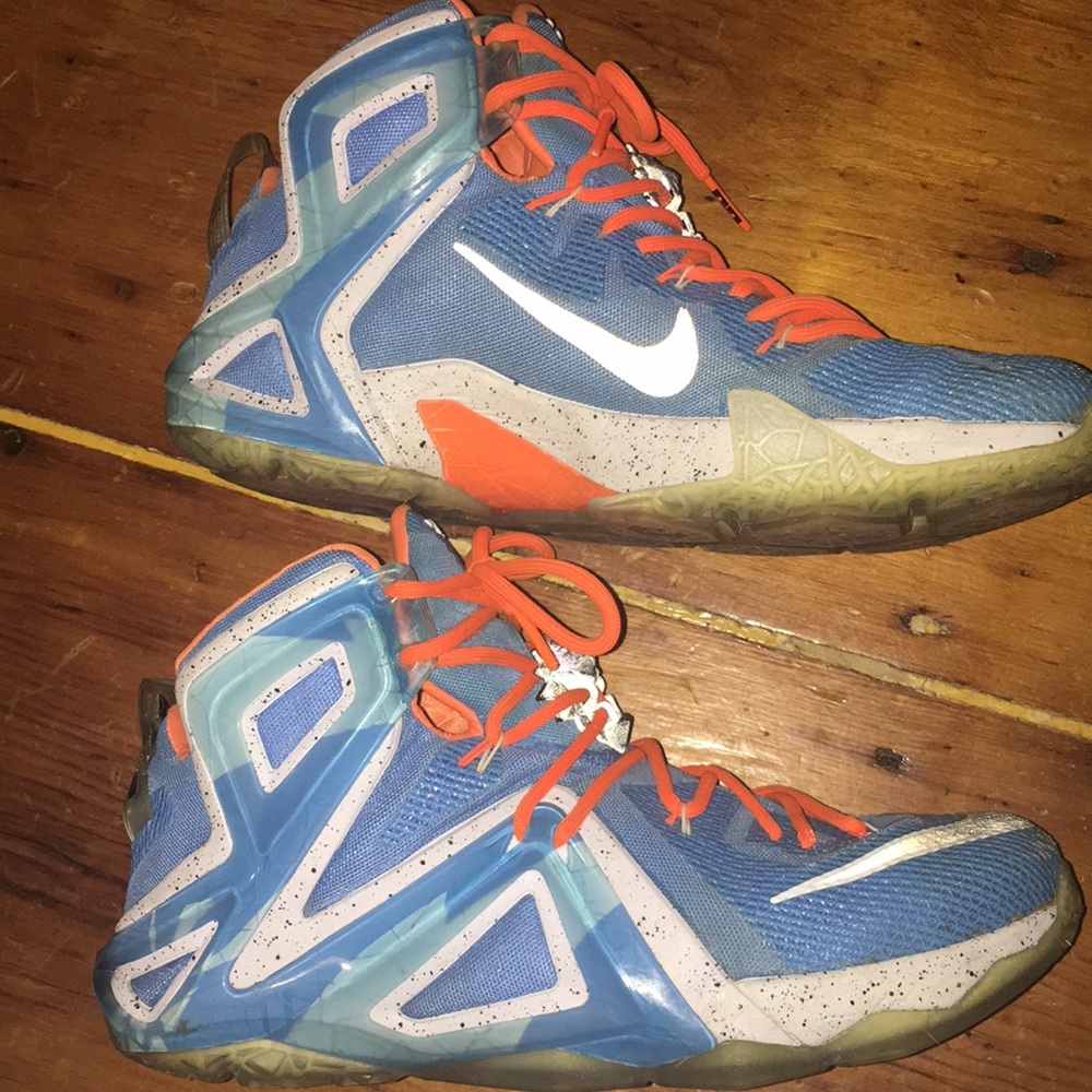 Lebron 12 elite basketball shoes